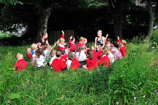 School Isn't Compulsory: Legal Education Alternatives for Children in the UK Including Flexi-Schooling, Home Ed & Montessori